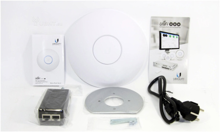 Точка доступа Ubiquiti UniFi AP AC Long Range